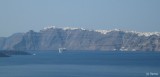 Skaros ja Fira Akrotirista laajempi * Fira, Imerovigli ja Skaros Akrotirin kyl�st� p�in. * 800 x 389 * (29KB)